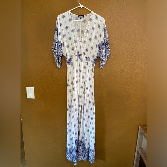 Lulus Dresses & Skirts - Lulus South of France Beach Sun Dress Maxi Size Small